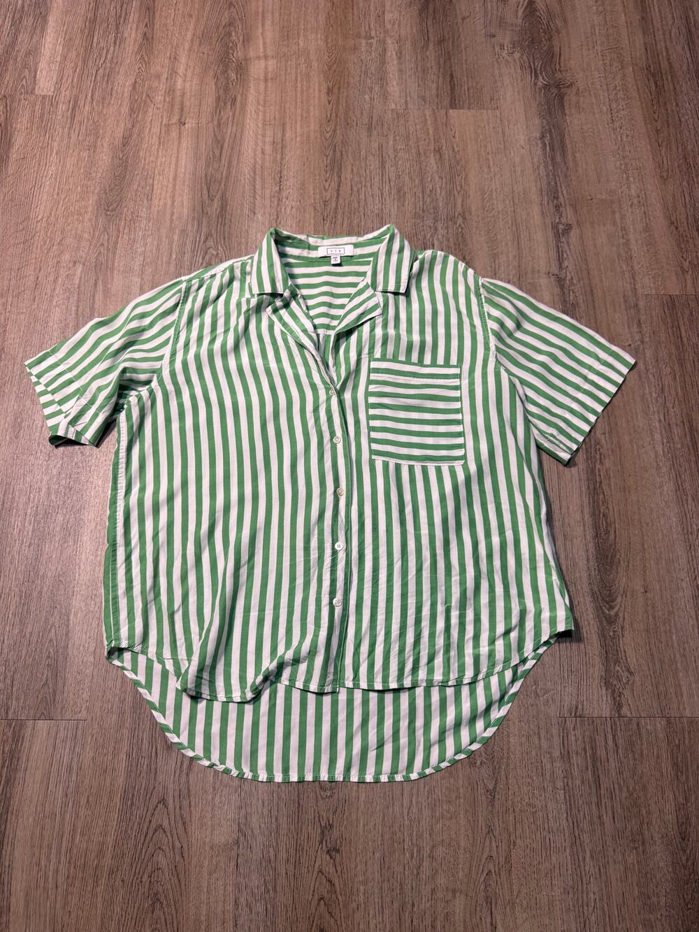 AYR Women's Green & White Vertical Striper Short-Sleeve Button-Down